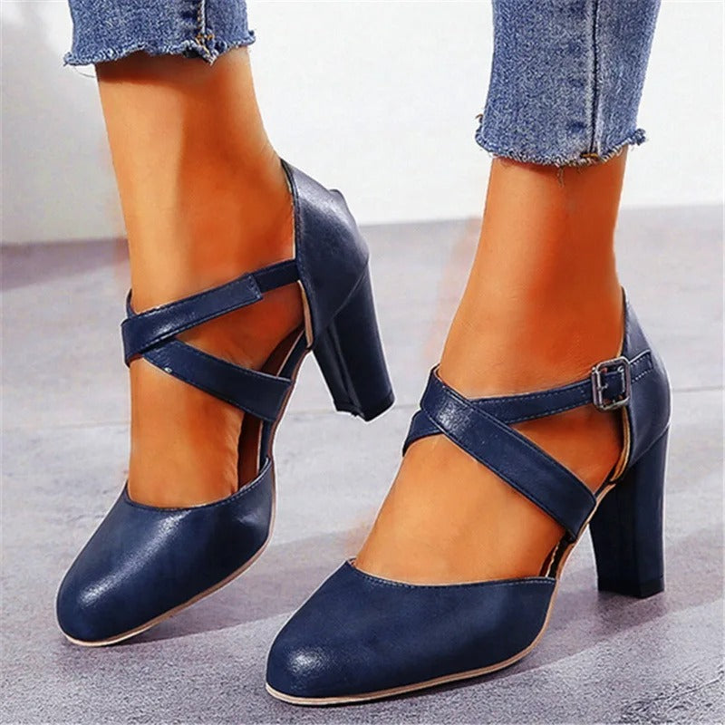Women's Pumps with Crossed Straps and Block Heel
