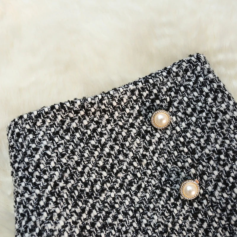 Jupe midi douce gris foncé pour femmes avec fente et détails à boutons