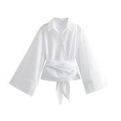 Blouse kimono élégante pour femmes avec ceinture à la taille et fermeture croisée