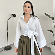 Blouse kimono élégante pour femmes avec ceinture à la taille et fermeture croisée