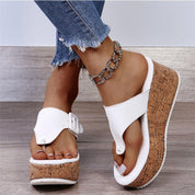 Teen slippers with bow detail and cork sole