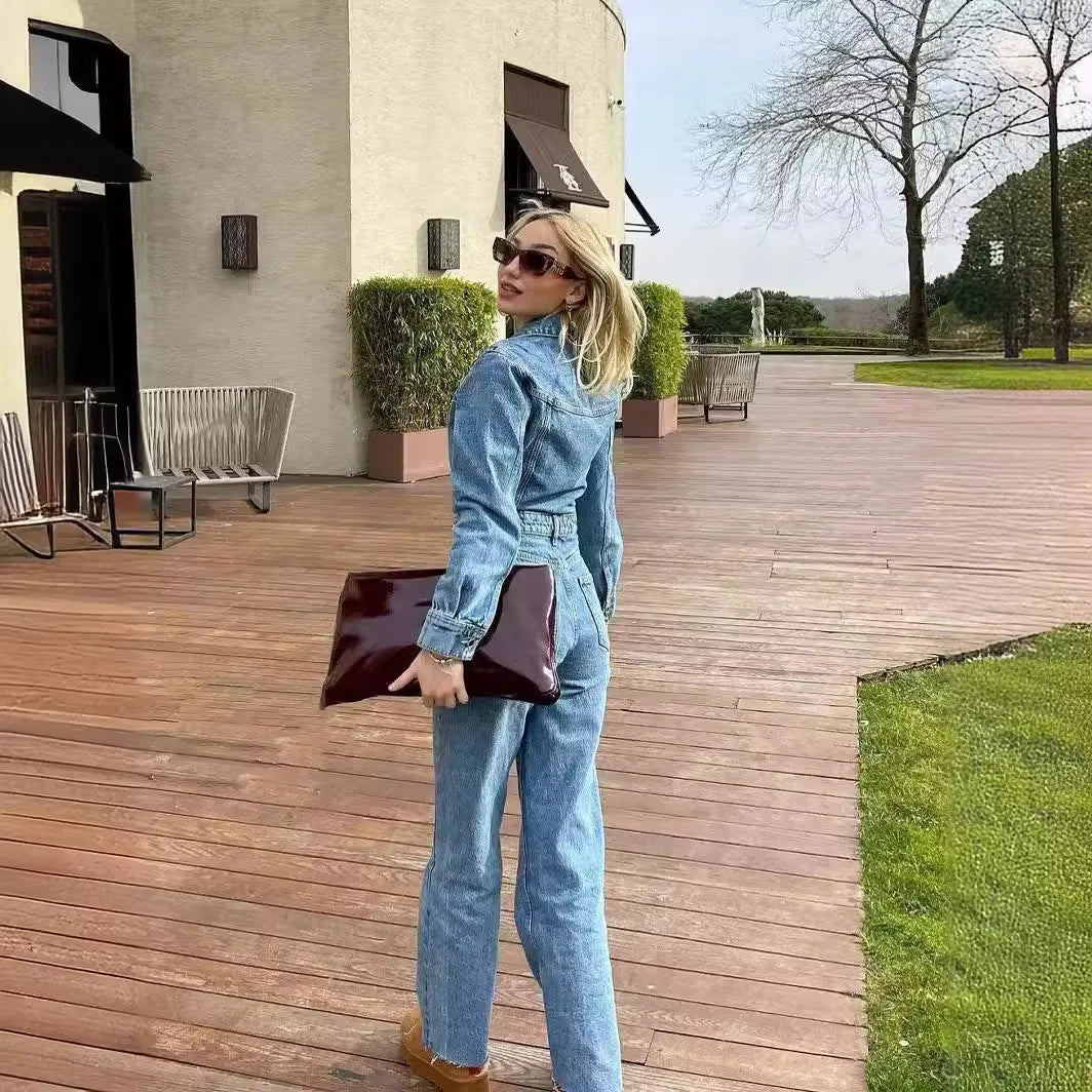 Trendy Vrouwen Denim Jumpsuit met Lange Mouwen en Knoopsluiting