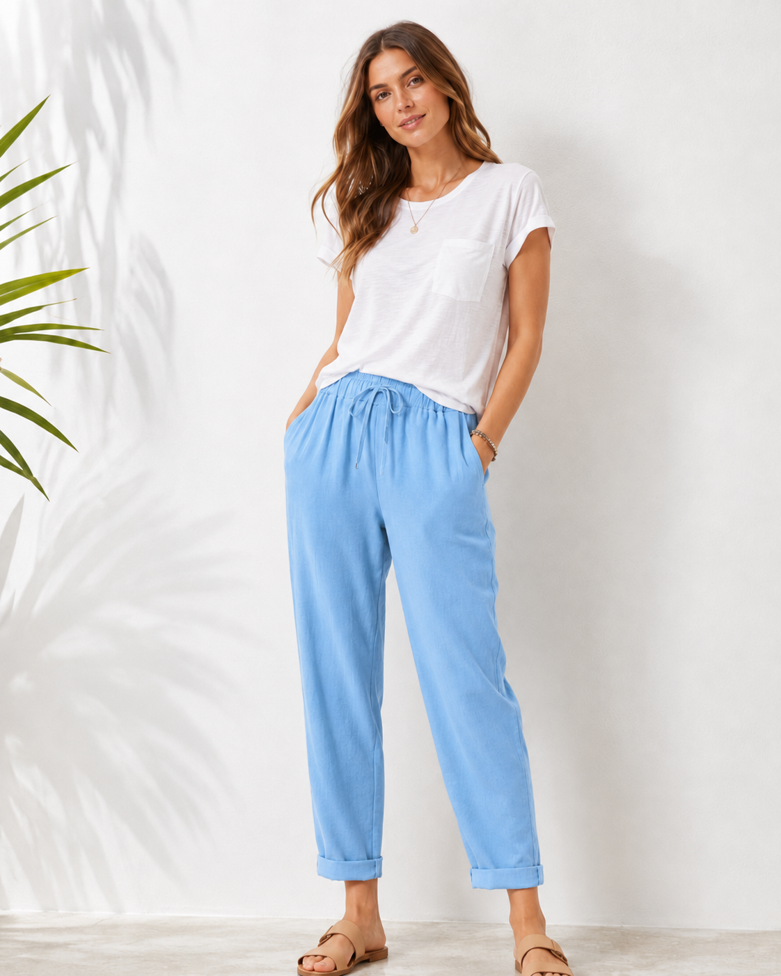 Lightweight Pants with Elastic Waist and Tapered Legs