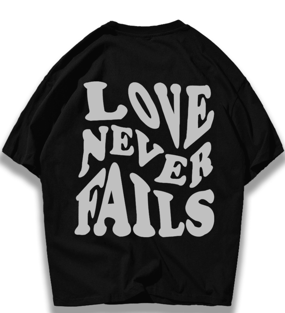 T-shirt noir oversize tendance pour femmes avec imprimé statement