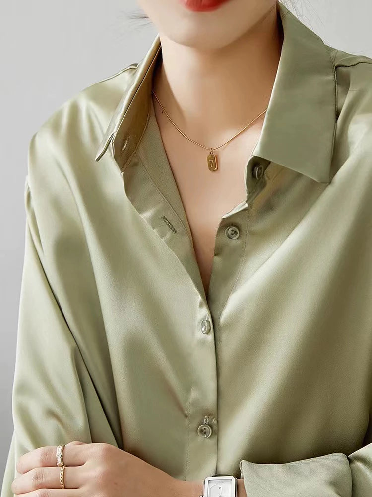 Elegante Satijnen Blouse Lange Mouw Met Kraag Voor Vrouwen