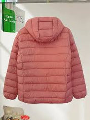 Doudoune légère et pliable pour femmes avec capuche et pochette de rangement