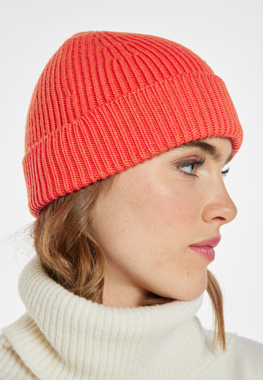 Warme Wintermuts Voor Vrouwen Met Zachte Gebreide Textuur
