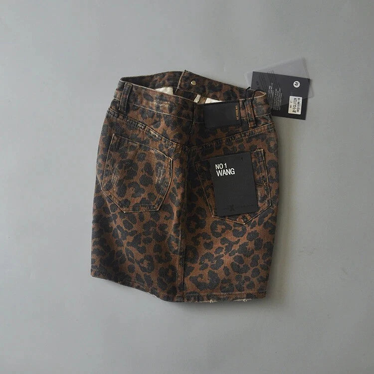 Stoere Mini Rok Met Luipaardprint En Denim Look
