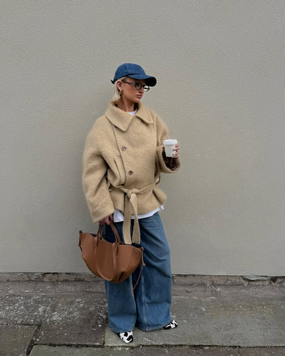 Beige Wool Winterjas Dames Oversized met Ceintuur en Knoopsluiting