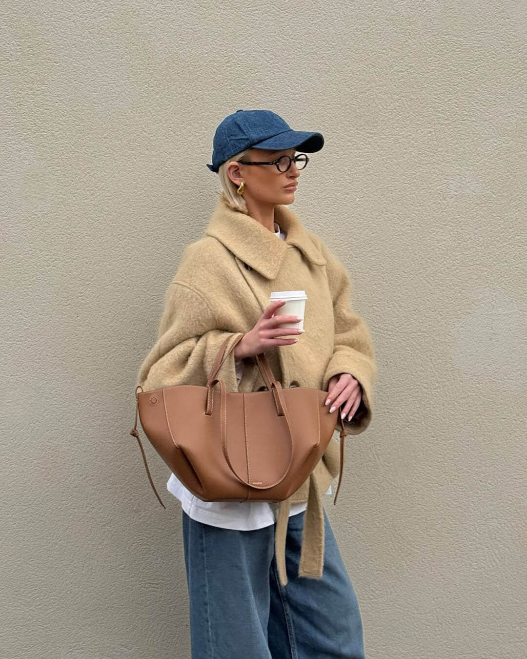 Beige Wool Winterjas Dames Oversized met Ceintuur en Knoopsluiting