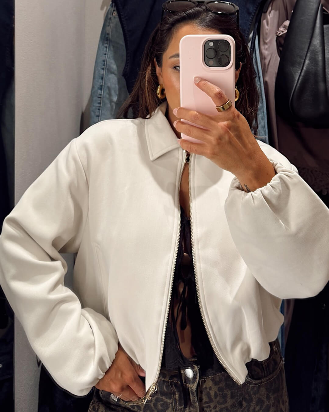 Kort Dames Bomber Jacket met Ritssluiting en Elastische Zoom