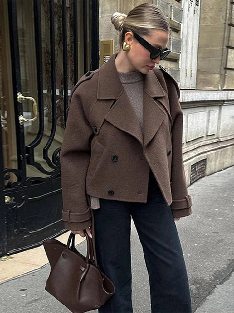 Bruine Trenchcoat Dames met Ceintuur en Knoopsluiting