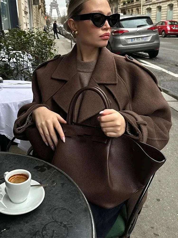 Bruine Trenchcoat Dames met Ceintuur en Knoopsluiting