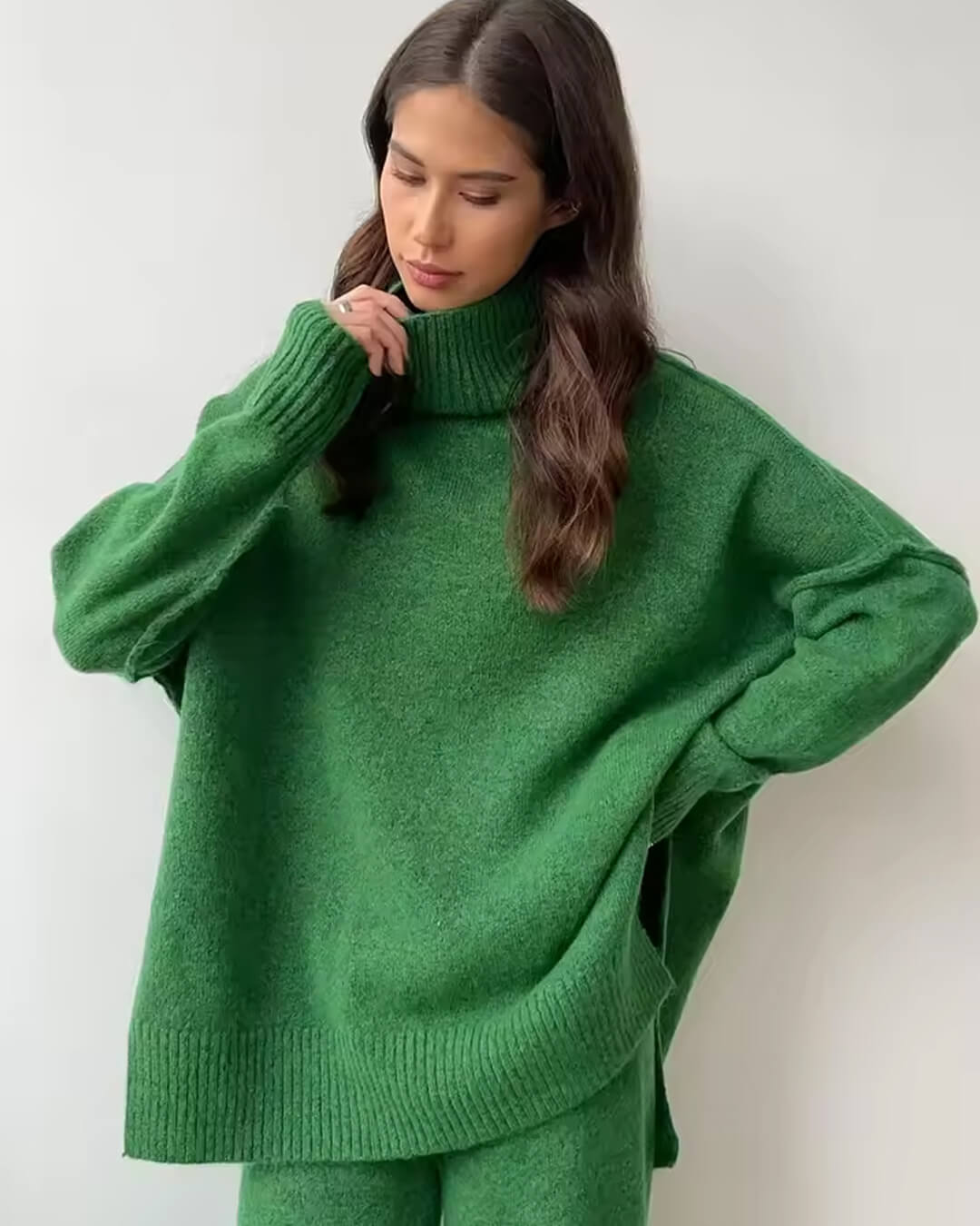 Ensemble loungewear chaud oversize tricoté pour femmes avec col roulé et pantalon large