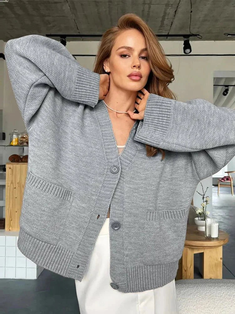 Zachte Gebreide Cardigan Dames Oversized met V Hals Knoopsluiting en Zakken