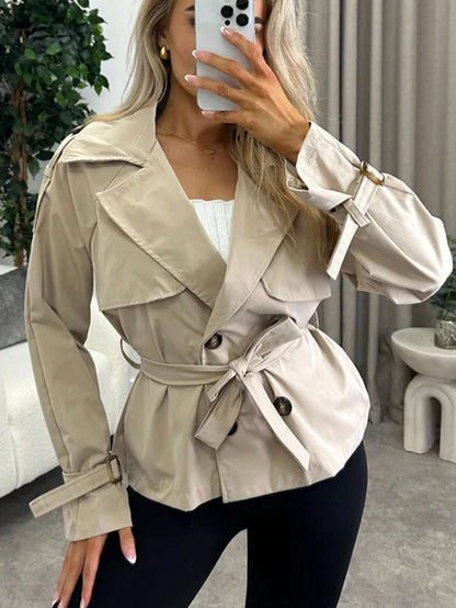Beige Trenchcoat Dames Kort Klassiek met Ceintuur en Knoopsluiting