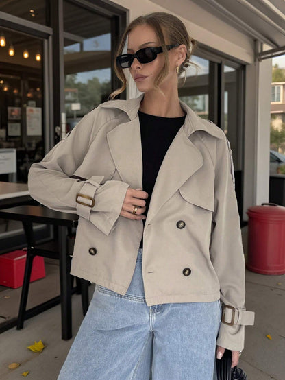Beige Trenchcoat Dames Kort Klassiek met Ceintuur en Knoopsluiting