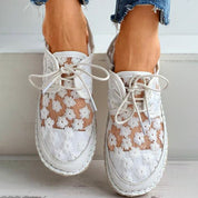 Breathable Women's Lace-Up Shoes with Floral Lace