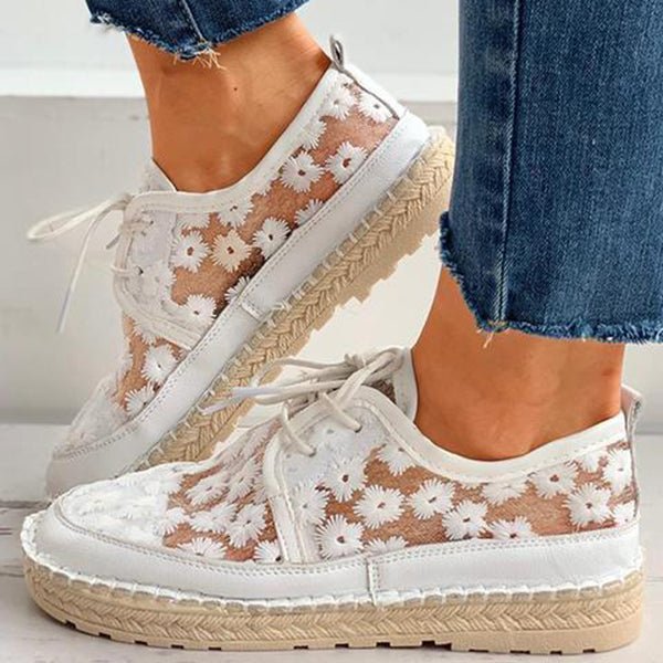 Breathable Women's Lace-Up Shoes with Floral Lace