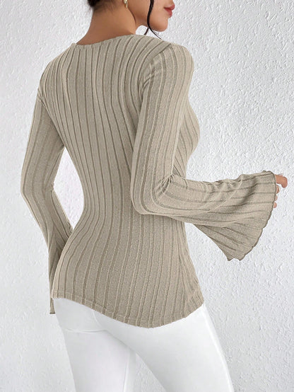 Leona - Chique top met lange mouwen en V-hals