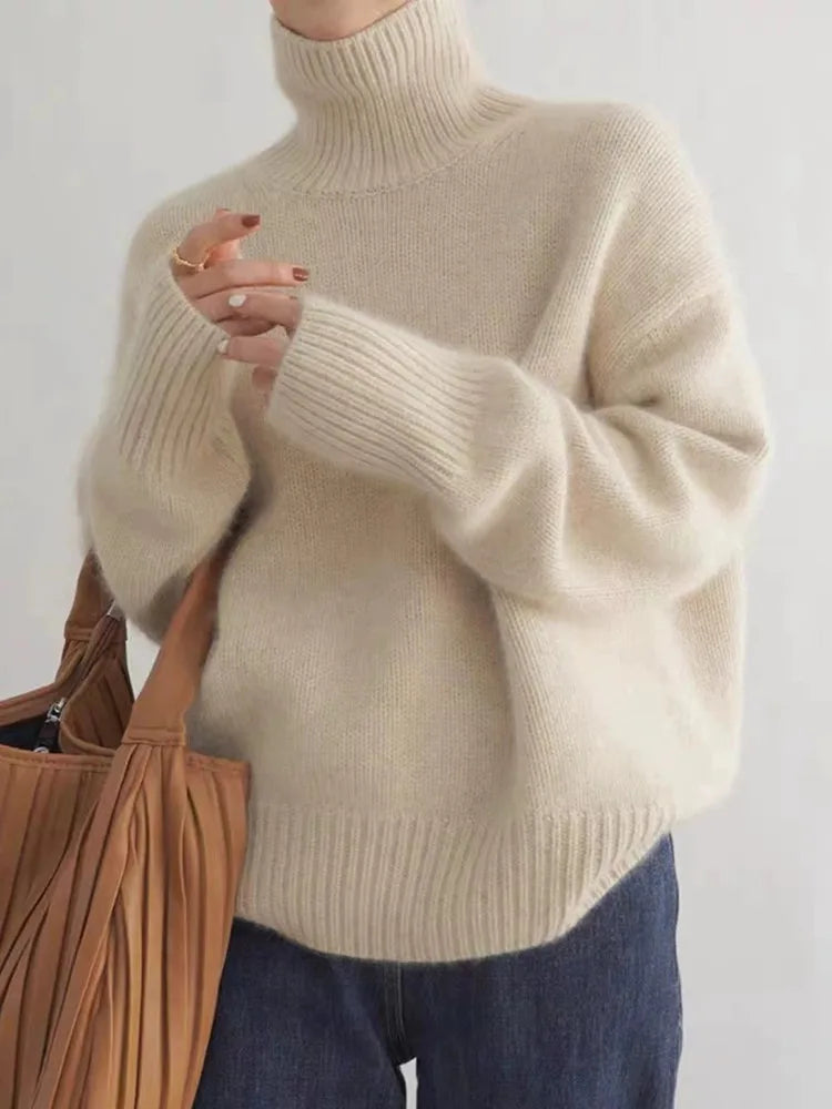 Pull col roulé oversize femme en tissu tricoté doux